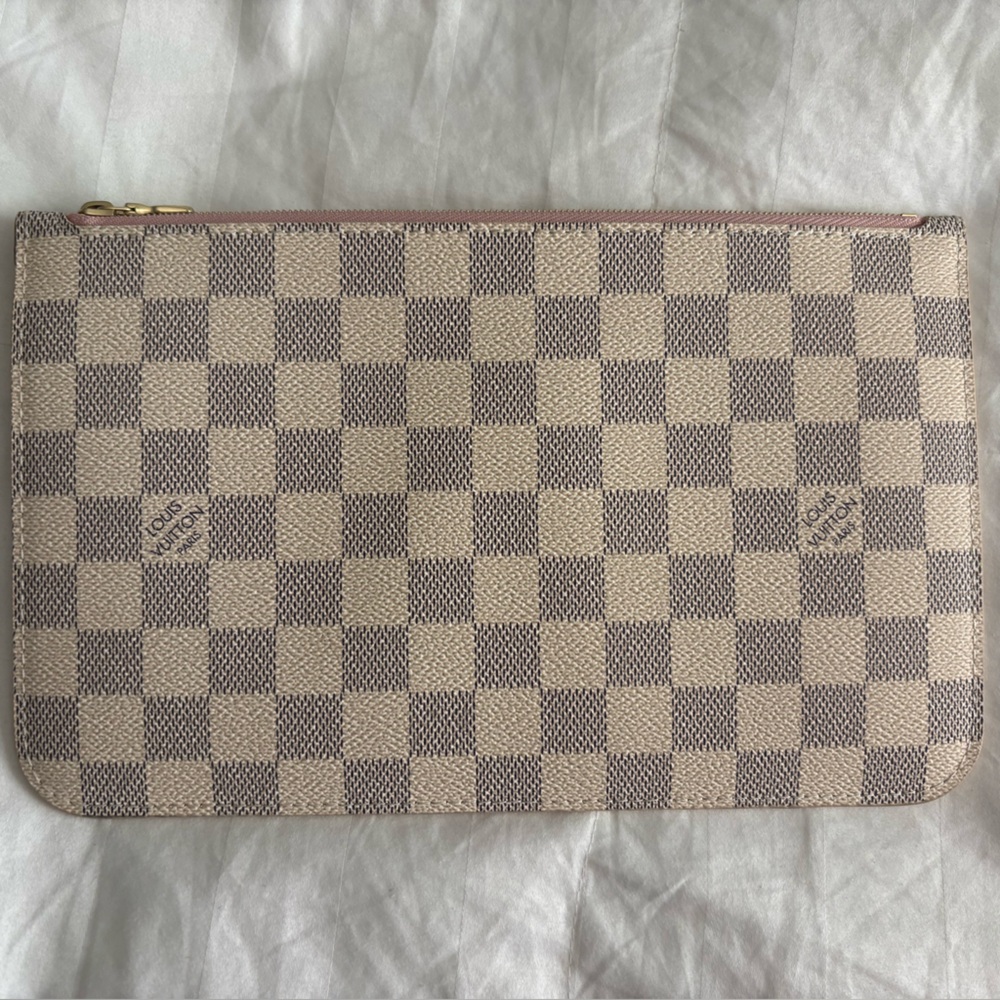 Louis Vuitton GM Neverfull Pochette